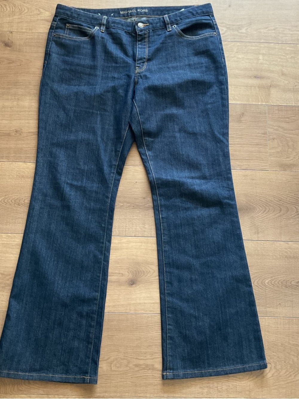 Michael Kors Blue Flare Jeans Size 12 Stretch Denim Mid Rise Classic Fit Flare